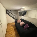 Amedeo Metro Loft Centro Lägenhet *