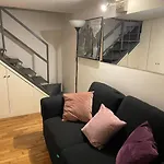 Amedeo Metro Loft Centro Lägenhet *